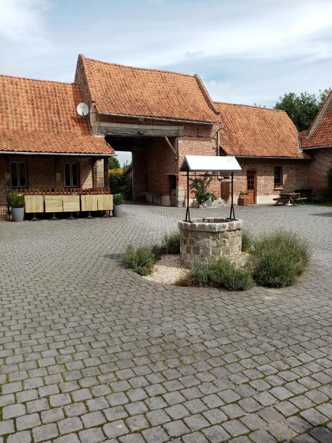 Gite De La Noyelle A Sainghin En Melantois Exteriör bild